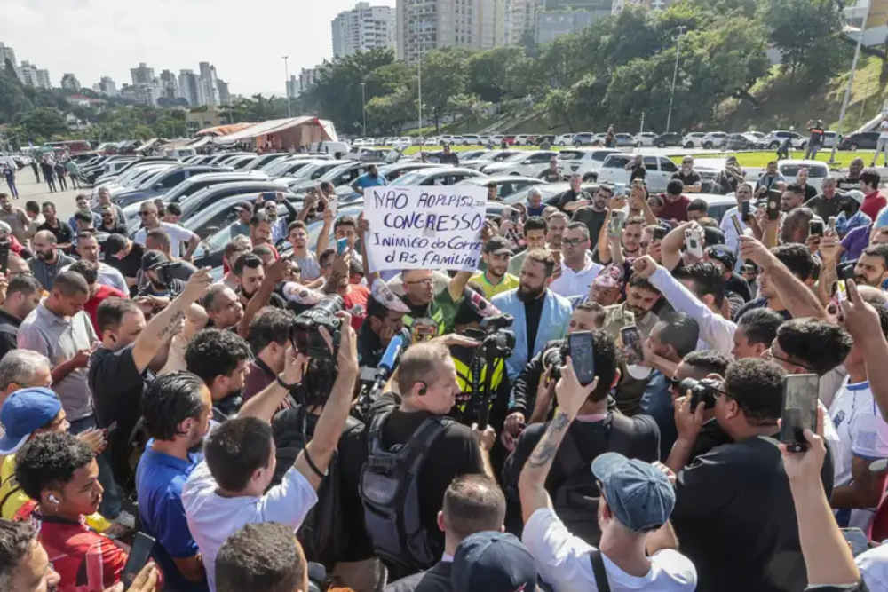 Condutores de aplicativos manifestam oposição à regulamentação da categoria